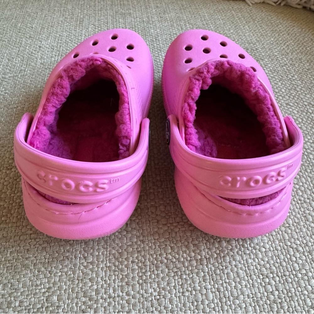 Toddler Crocs Lined Size 6 Pink - Picture 3 of 7